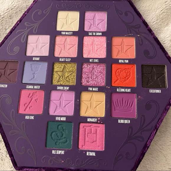 Jeffree star Blood Lust pallet New never used - Picture 3 of 3